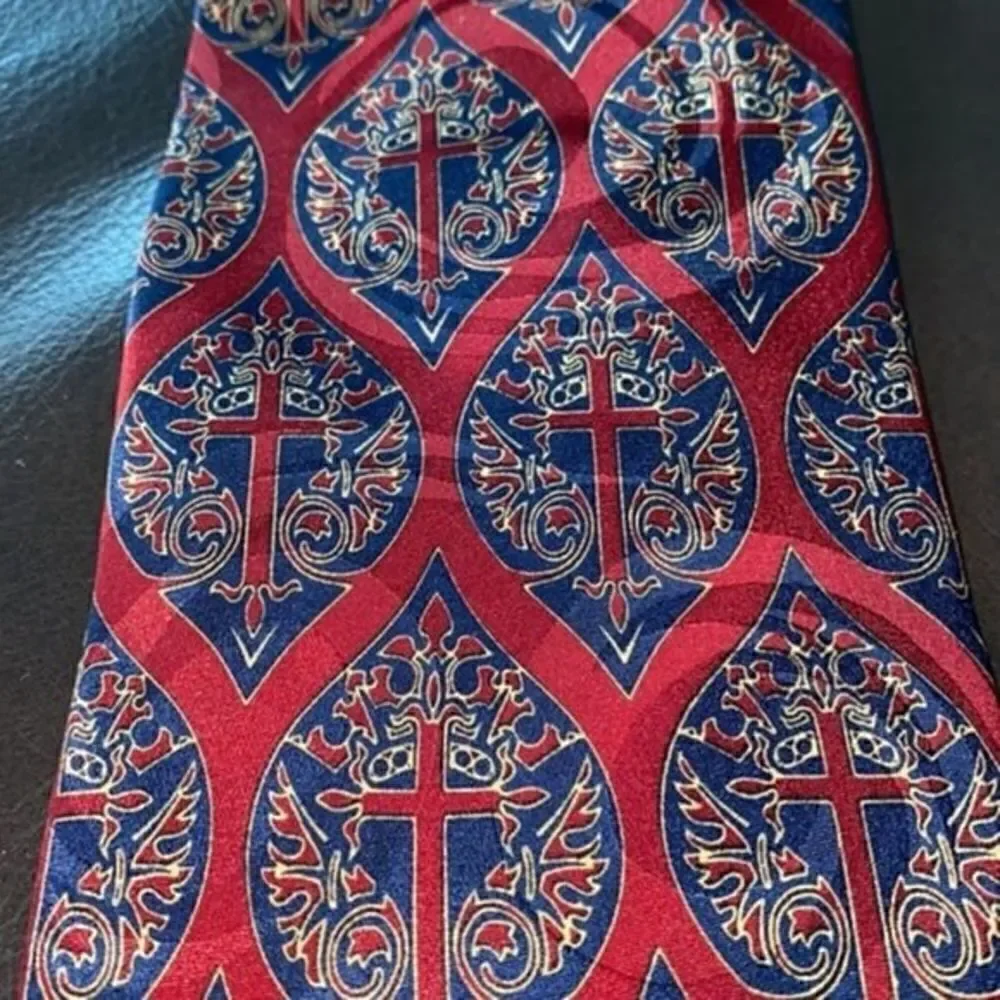 NWOT CROSS TIE​​